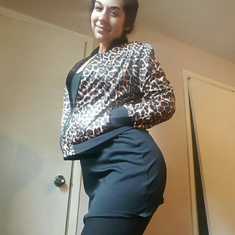 Lot of 4 cardigans & jackets!